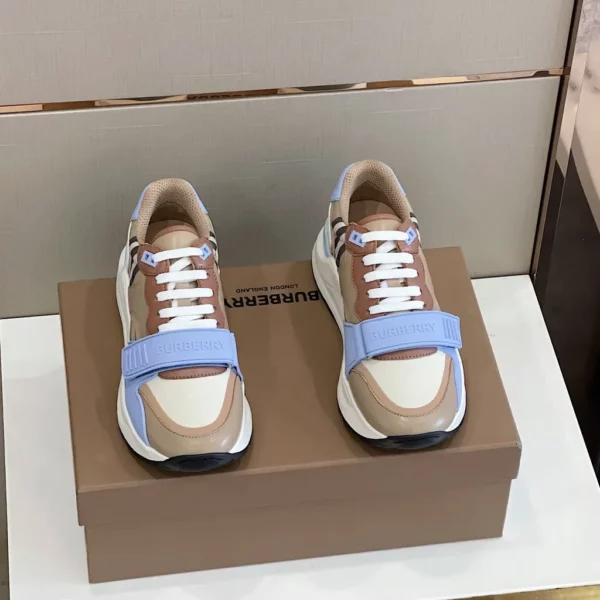 Burberry shoes - Reps shoes