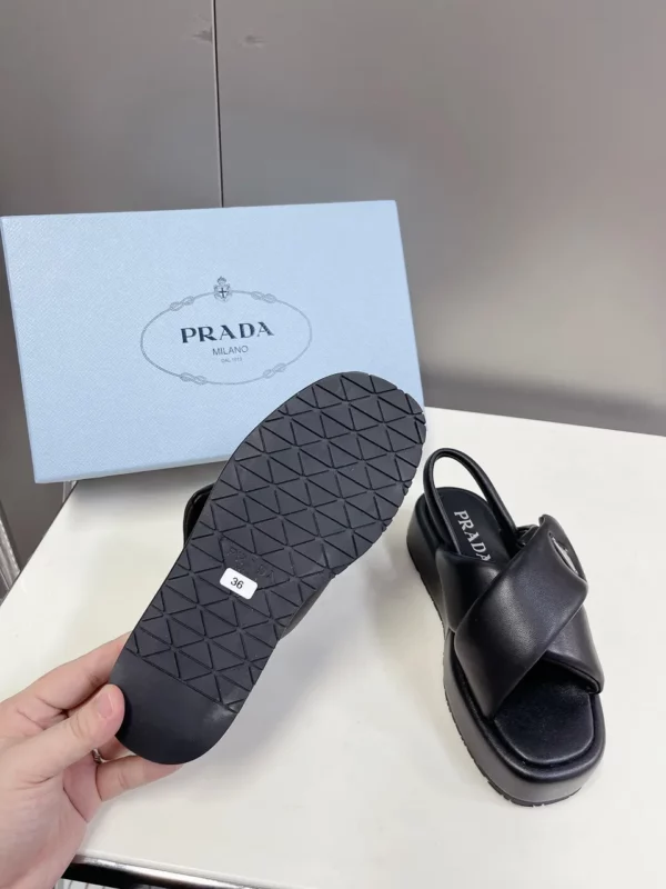 Prada shoes - Replica shoes