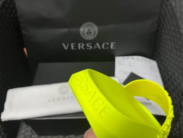 Versace shoes - Replica shoes