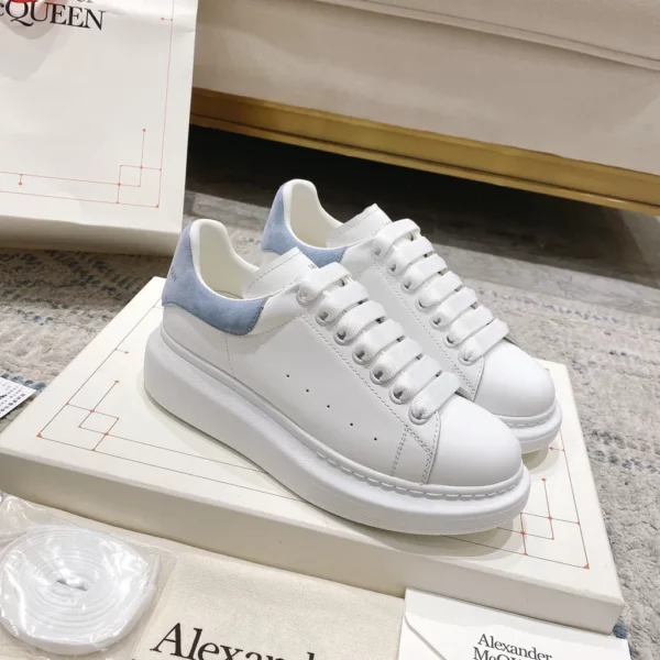 Alexander MCQueen shoes - Replica shoes