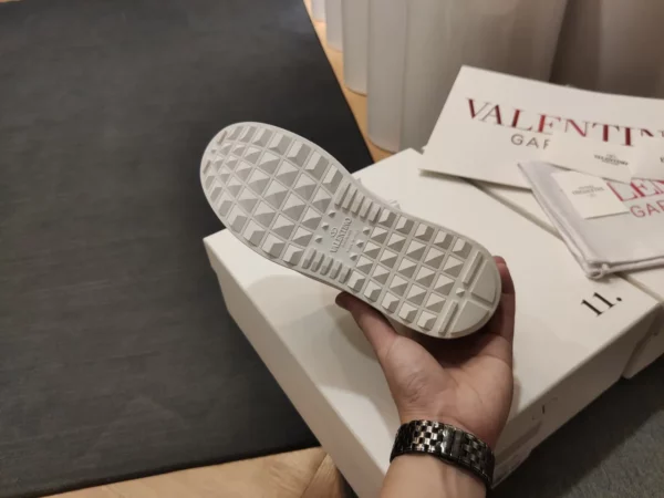 Valentino shoes - Replica shoes