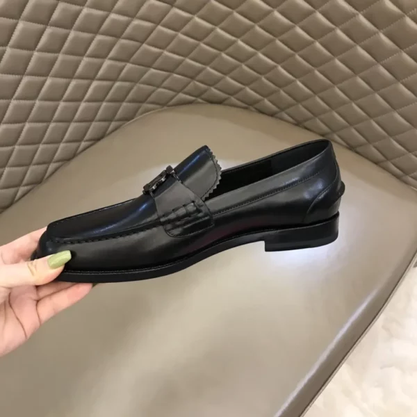 Burberry shoes - rep shoes