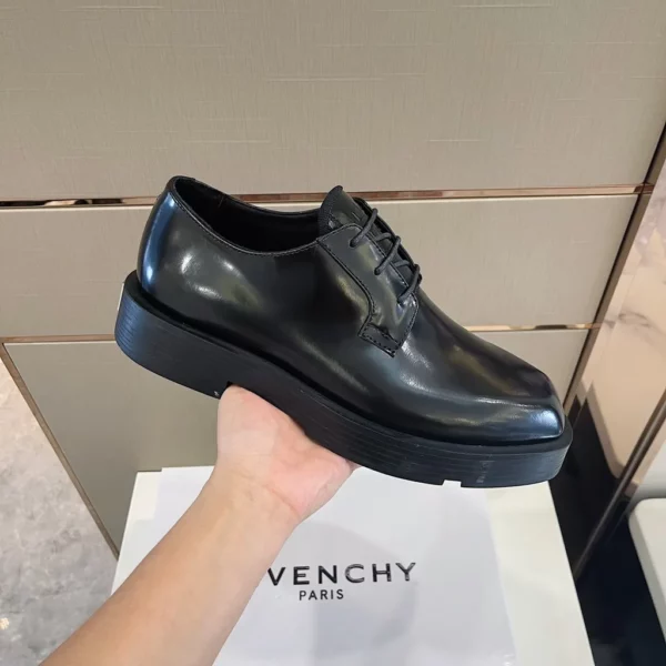 Givenchy shoes - Reps shoes