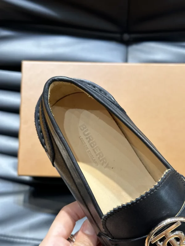 Burberry shoes - rep shoes