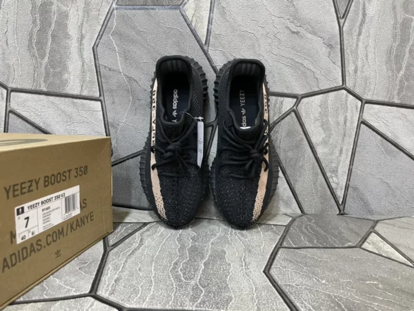 Yeezy shoes - rep shoes