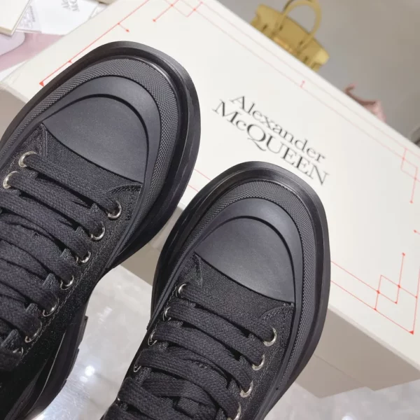 Alexander MCQueen shoes - rep shoes