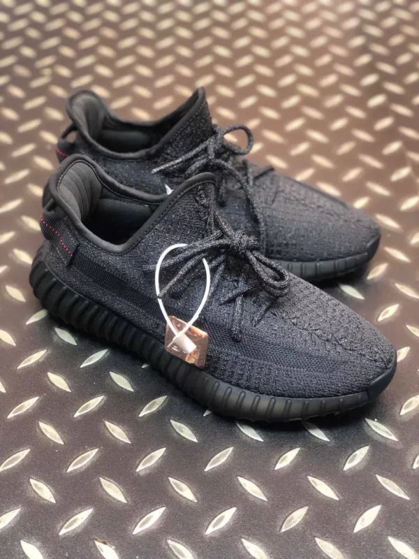 Yeezy shoes - Replica shoes