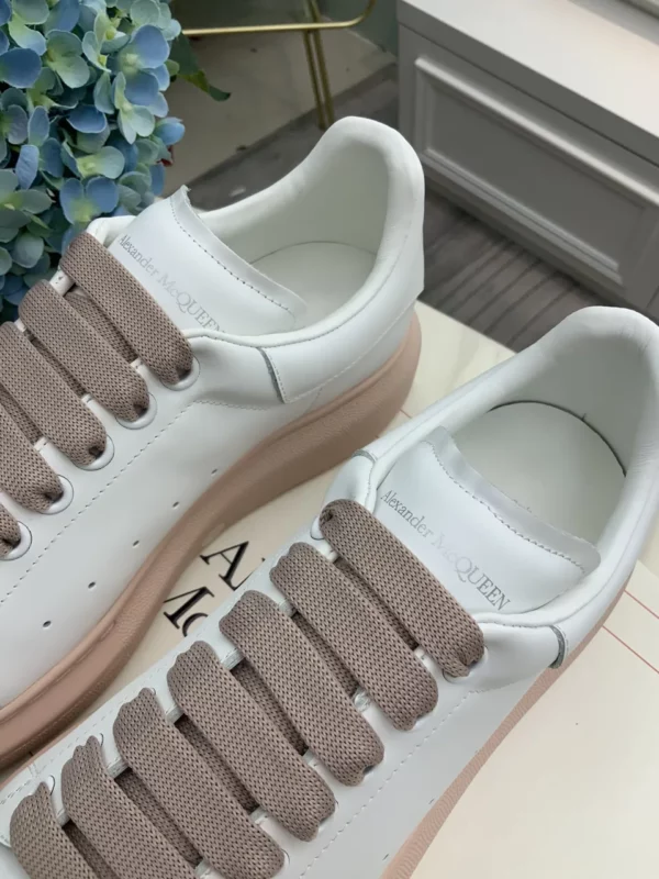 Alexander MCQueen shoes - rep shoes