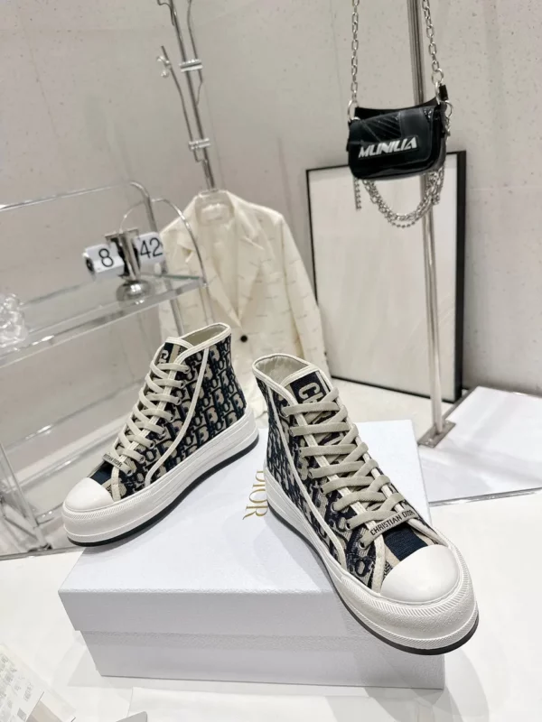 Dior shoes - rep shoes