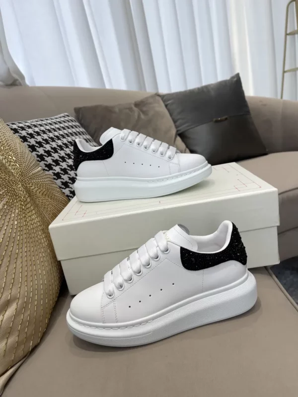 Alexander MCQueen shoes - Replica shoes