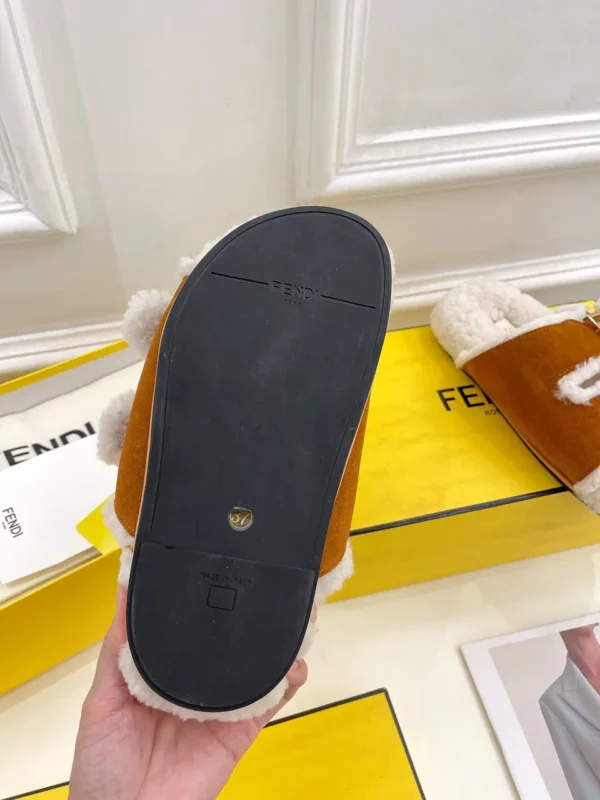 Fendi shoes - Replica shoes