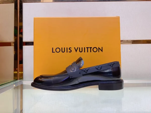 Louis Vuitton shoes - louis vuitton replica shoes