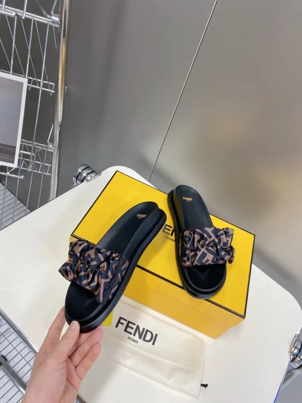 Fendi shoes - Replica shoes