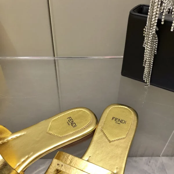 Fendi shoes - Replica shoes