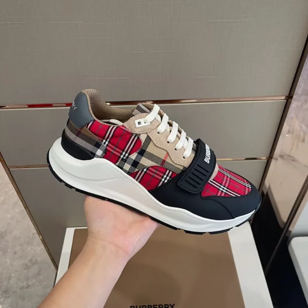 Burberry shoes - Reps shoes