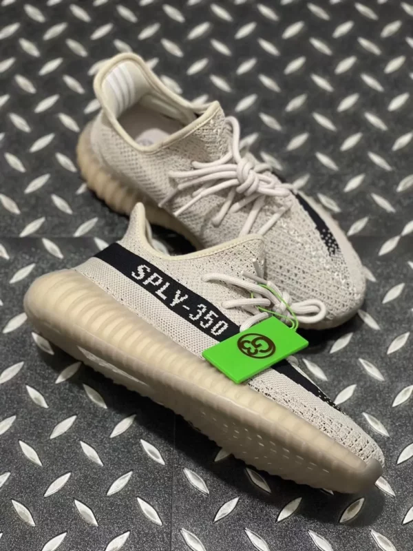 Yeezy shoes - rep shoes