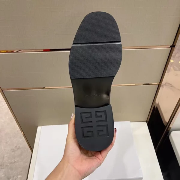 Givenchy shoes - rep shoes