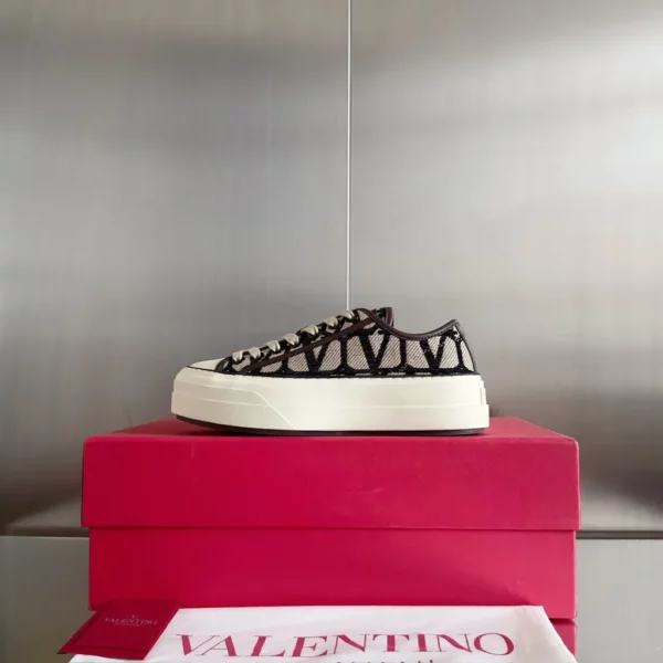 Valentino shoes - rep shoes