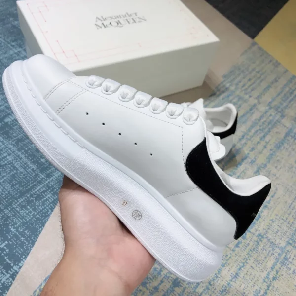 Alexander MCQueen shoes - rep shoes