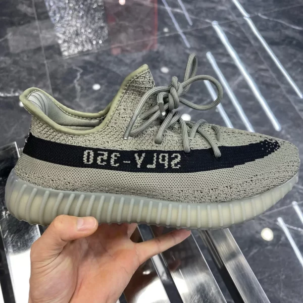 Yeezy shoes - Reps shoes