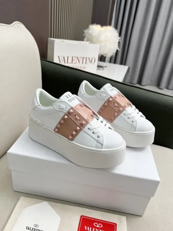 Valentino shoes - Replica shoes