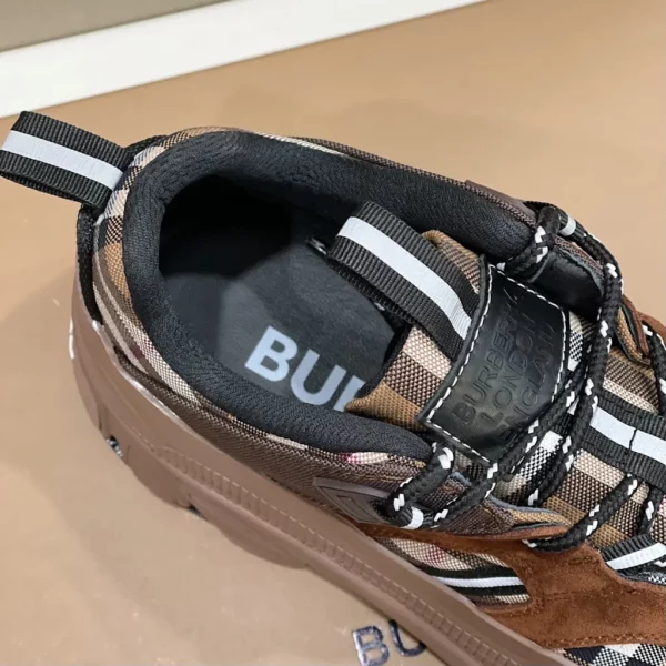 Burberry shoes - rep shoes