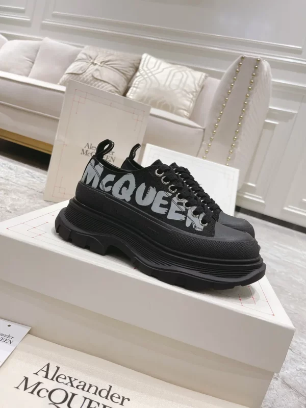 Alexander MCQueen shoes - rep shoes