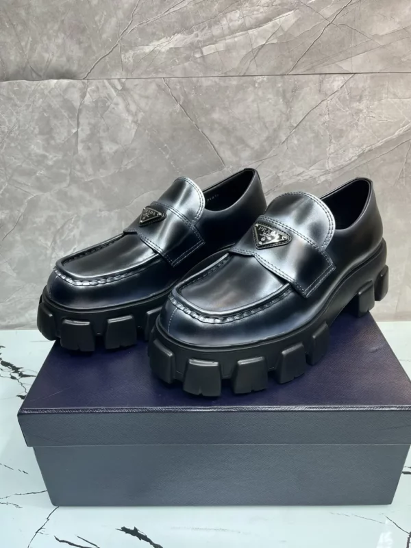 Prada shoes - Replica shoes