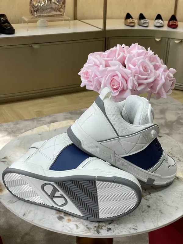 Valentino shoes - Reps shoes