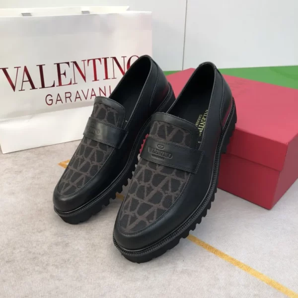 Valentino shoes - rep shoes