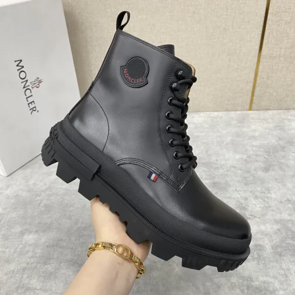 Moncler shoes - Replica shoes