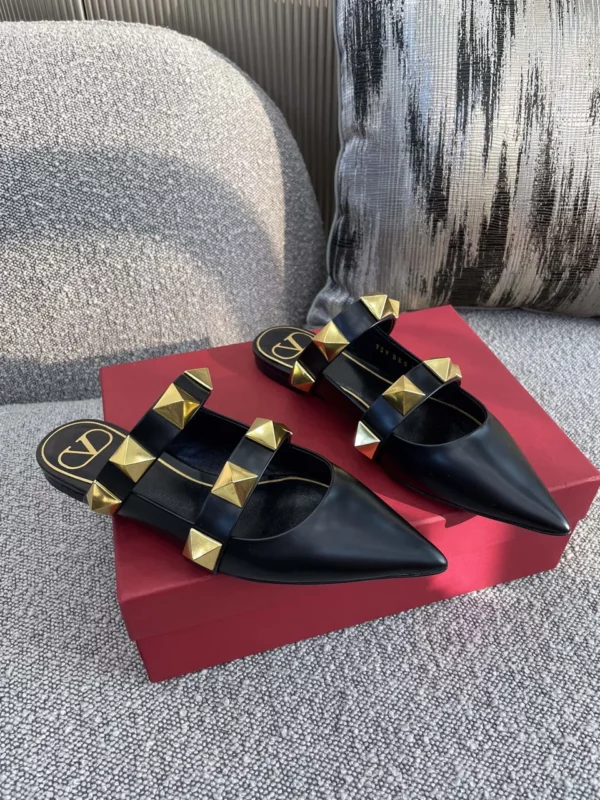 Valentino shoes - rep shoes