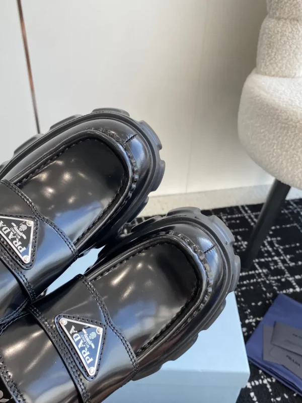 Prada shoes - Replica shoes