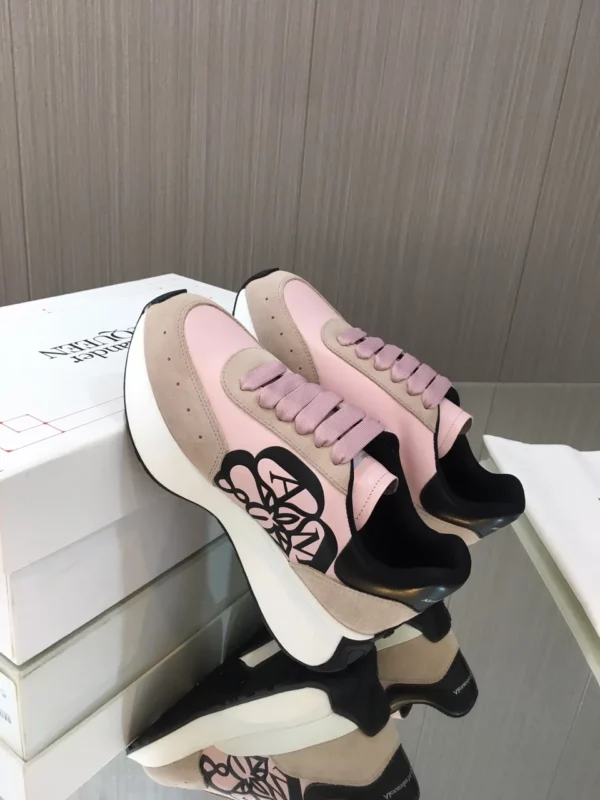 Alexander MCQueen shoes - rep shoes