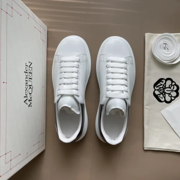 Alexander MCQueen shoes - Reps shoes