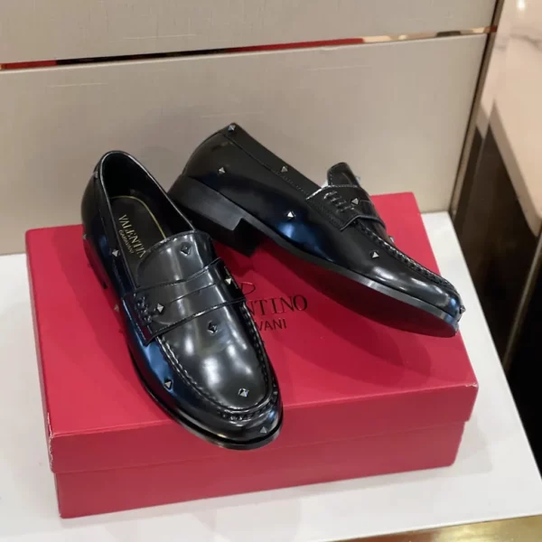 Valentino shoes - Replica shoes