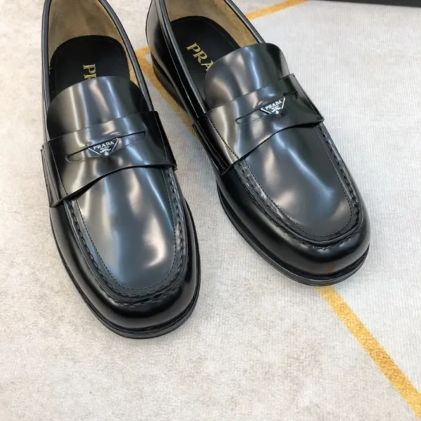 Prada shoes - Replica shoes