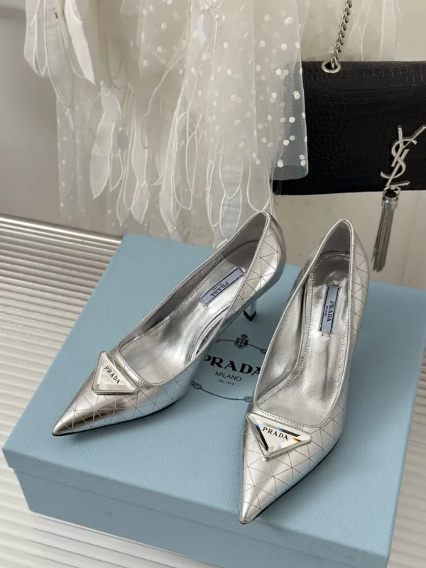 Prada shoes - Replica shoes