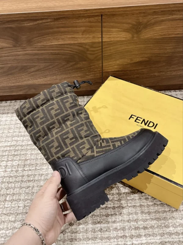 Fendi shoes - Replica shoes