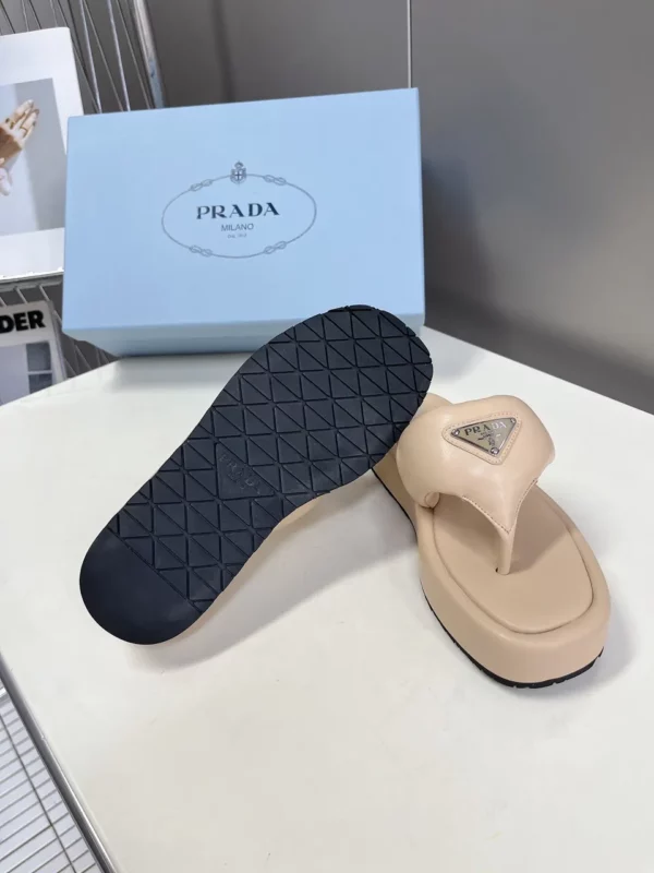 Prada shoes - Replica shoes