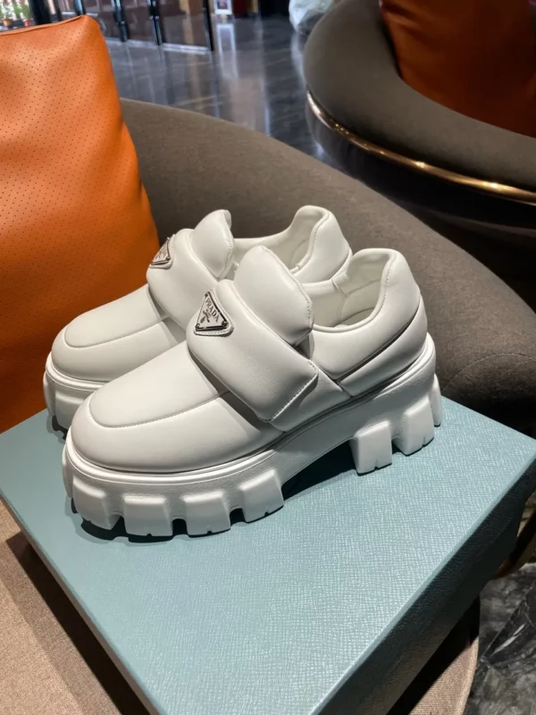 Prada shoes - Replica shoes