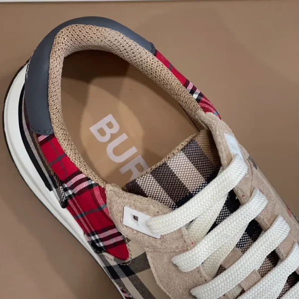 Burberry shoes - Reps shoes