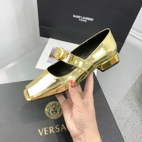 Versace shoes - rep shoes