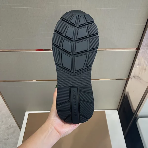 Burberry shoes - Reps shoes