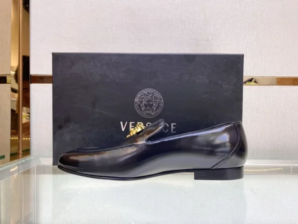 Versace shoes - Replica shoes