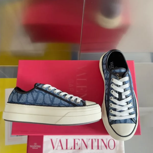 Valentino shoes - Reps shoes