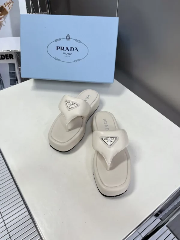 Prada shoes - Replica shoes