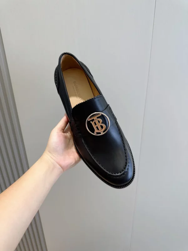 Burberry shoes - Reps shoes