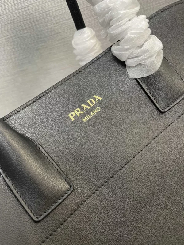 Prada bag - rep bags