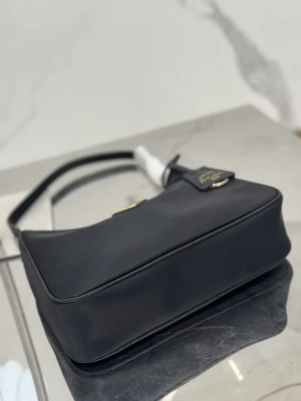 Prada bag - rep bags